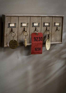 Vintage 5-Key Key Rack