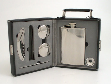 Tailgate Mini-Bar in Leather