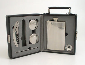 Tailgate Mini-Bar in Leather